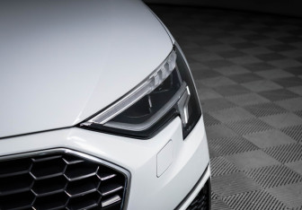 Подержанный автомобиль Audi A3 Sedan 2021 года (17 фото)