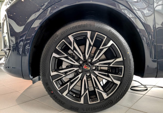 Новый Hongqi HS5 2024 (7 фото)