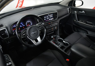 Подержанный автомобиль Kia Sportage 2021 года (7 фото)