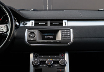 Подержанный автомобиль Land Rover Range Rover Evoque 2013 года (10 фото)