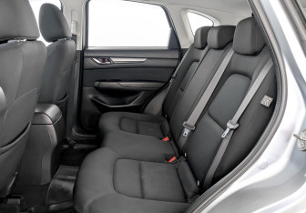 Подержанный автомобиль Mazda CX-5 2019 года (12 фото)