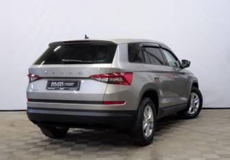 Подержанный автомобиль Skoda Kodiaq 2020 года (5 фото)