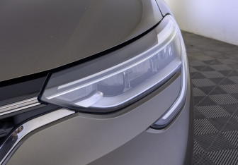 Подержанный автомобиль Renault Arkana 2021 года (11 фото)