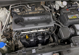 Подержанный автомобиль Kia Sportage 2012 года (9 фото)