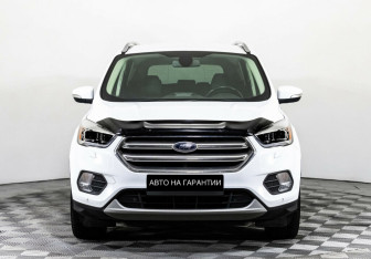 Подержанный автомобиль Ford Kuga 2017 года (2 фото)