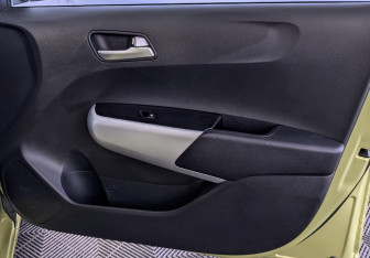 Подержанный автомобиль Kia Picanto 2020 года (25 фото)