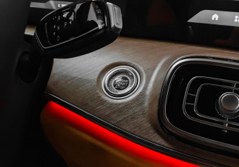 Подержанный автомобиль Jaecoo J8 2024 года (23 фото)