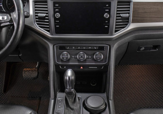 Подержанный автомобиль Volkswagen Teramont 2019 года (17 фото)