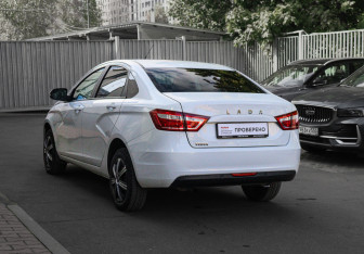 Подержанный автомобиль LADA (ВАЗ) Vesta Sedan 2020 года (6 фото)