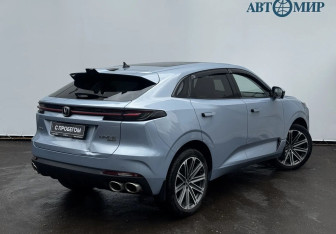 Подержанный автомобиль Changan UNI-K 2023 года (8 фото)