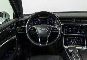 Подержанный автомобиль Audi A6 Sedan 2019 года (11 фото)