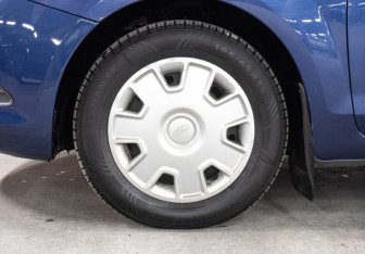 Подержанный автомобиль Ford Focus Sedan 2008 года (23 фото)