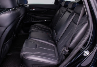Подержанный автомобиль Hyundai Santa Fe 2020 года (11 фото)