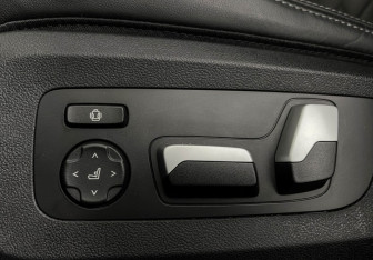 Подержанный автомобиль BMW X5 2024 года (18 фото)