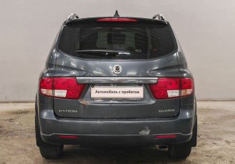 Подержанный автомобиль SsangYong Kyron 2012 года (6 фото)