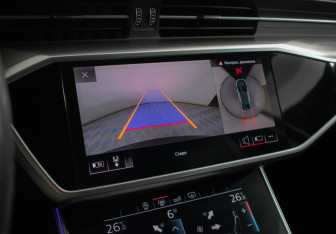 Подержанный автомобиль Audi A6 Sedan 2018 года (17 фото)
