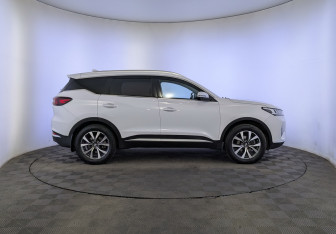 Подержанный автомобиль Chery Tiggo 7 Pro 2021 года (4 фото)