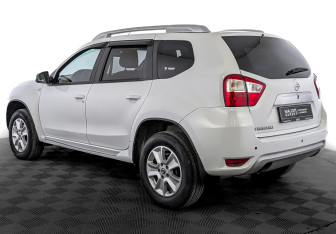 Подержанный автомобиль Nissan Terrano 2021 года (7 фото)