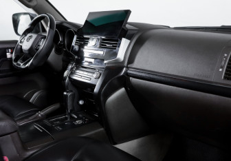 Подержанный автомобиль Toyota Land Cruiser Suv 2007 года (9 фото)