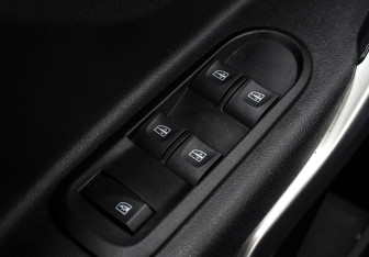 Подержанный автомобиль LADA (ВАЗ) XRAY 2022 года (15 фото)