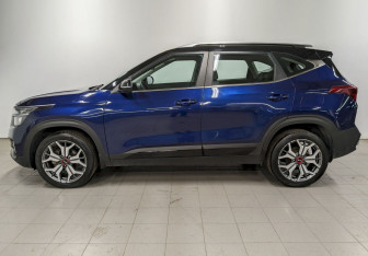 Подержанный автомобиль Kia Seltos 2021 года (8 фото)