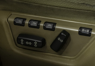 Подержанный автомобиль Volvo XC90 2012 года (16 фото)