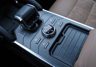 Подержанный автомобиль Jetour T2 2024 года (15 фото)