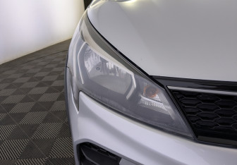 Подержанный автомобиль Kia Rio Hatchback 2021 года (11 фото)