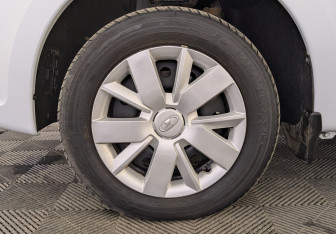 Подержанный автомобиль LADA (ВАЗ) Granta Sedan 2023 года (12 фото)