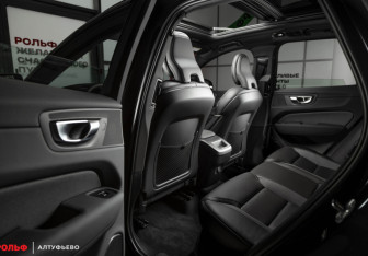 Новый Volvo XC60 2025 (15 фото)
