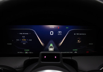 Подержанный автомобиль Hongqi E-HS9 2022 года (15 фото)