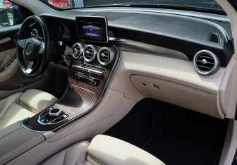 Подержанный автомобиль Mercedes-Benz GLC Coupe 2018 года (7 фото)