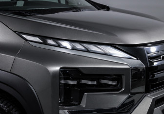 Подержанный автомобиль Mitsubishi Xpander 2023 года (17 фото)