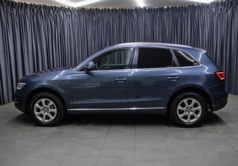 Подержанный автомобиль Audi Q5 2015 года (8 фото)