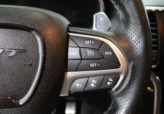 Подержанный автомобиль Jeep Grand Cherokee 2013 года (17 фото)