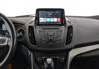 Подержанный автомобиль Ford Kuga 2015 года (15 фото)