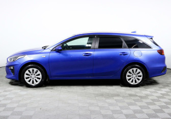 Подержанный автомобиль Kia Ceed Wagon 2021 года (3 фото)