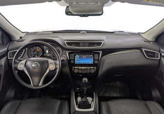 Подержанный автомобиль Nissan Qashqai 2018 года (14 фото)