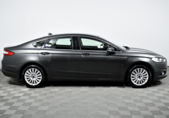 Подержанный автомобиль Ford Mondeo Sedan 2017 года (4 фото)