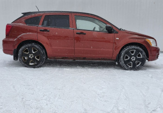 Подержанный автомобиль Dodge Caliber 2007 года (4 фото)