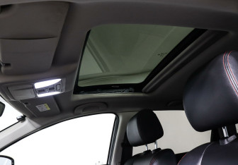 Подержанный автомобиль DongFeng AX7 2017 года (13 фото)