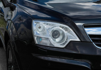 Подержанный автомобиль Opel Antara 2008 года (17 фото)