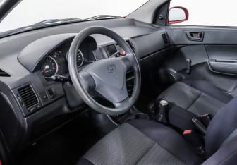 Подержанный автомобиль Hyundai Getz 2005 года (7 фото)