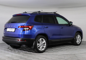 Подержанный автомобиль Skoda Karoq 2020 года (5 фото)