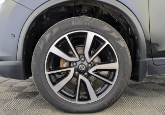 Подержанный автомобиль Nissan X-Trail 2021 года (12 фото)