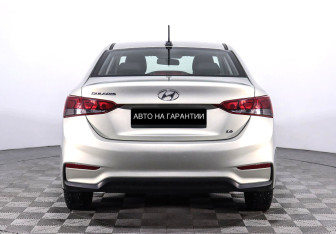 Подержанный автомобиль Hyundai Solaris Sedan 2018 года (4 фото)