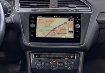 Подержанный автомобиль Volkswagen Tiguan 2018 года (17 фото)