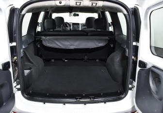 Подержанный автомобиль LADA (ВАЗ) Largus Wagon 2021 года (13 фото)