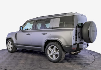 Подержанный автомобиль Land Rover Defender Suv 2022 года (7 фото)