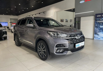 Подержанный автомобиль Chery Tiggo 8 2024 года (3 фото)